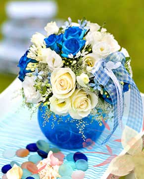 Happy Birthday Flowers: Timeless Beauty