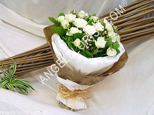 Heavenly Blooms - Hand bouquet