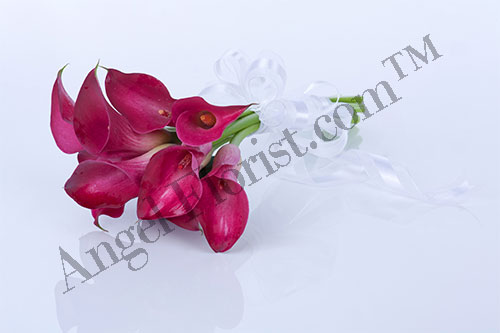 Wedding Flowers: Maroon Trumpets