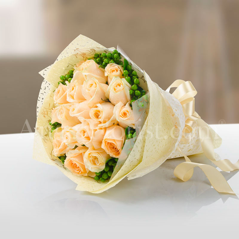 Hand Bouquet: Tender care