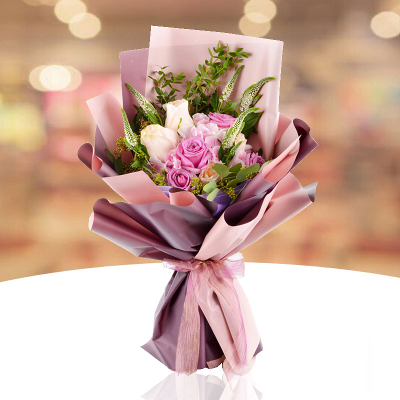 Rose Bouquet: Royal Celebration