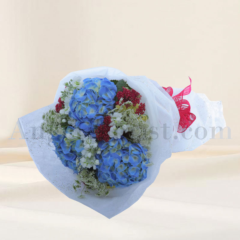 Flower Hand Bouquet: Serene Love