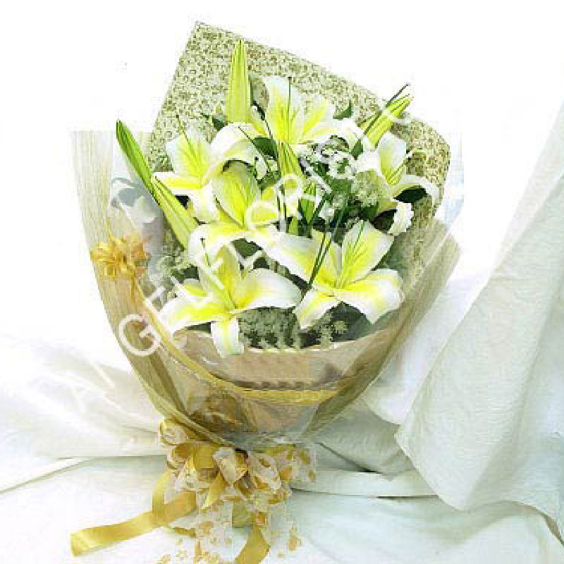 Flower Hand Bouquet: Affection