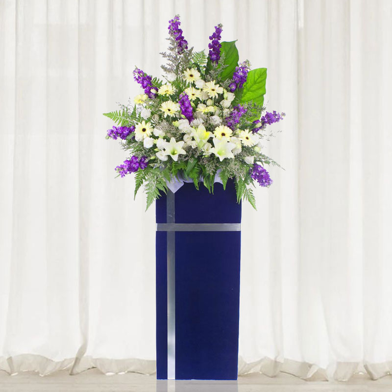 Condolence Flowers: Graceful Garden