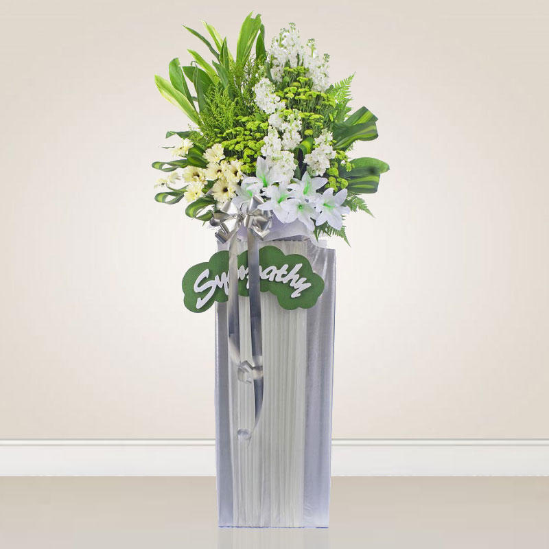 Condolence Wreath: Floral Tribute