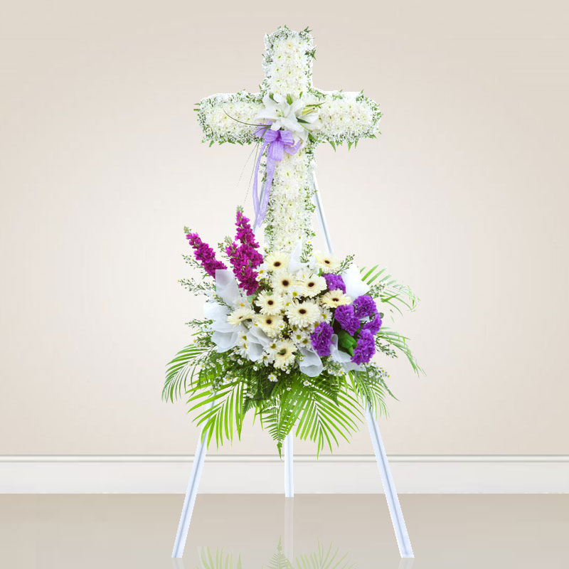 Cross Wreaths: Words of Comfort