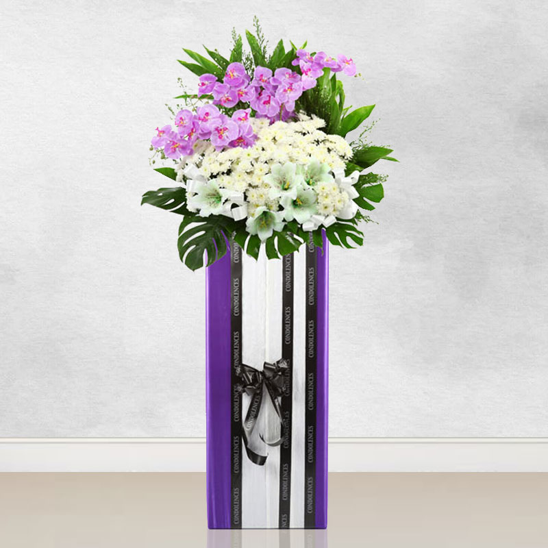 Condolence Wreath: Tranquil Heart