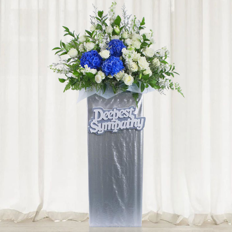 Condolence Flowers: Deep Sentiments