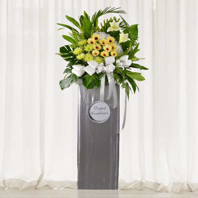 Condolence Flowers: Our Memories