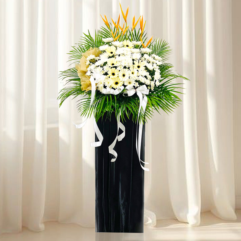 Condolence Wreath: Thinking of You