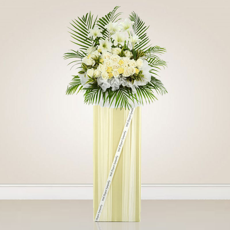 Condolence Wreath: In Our Thoughts