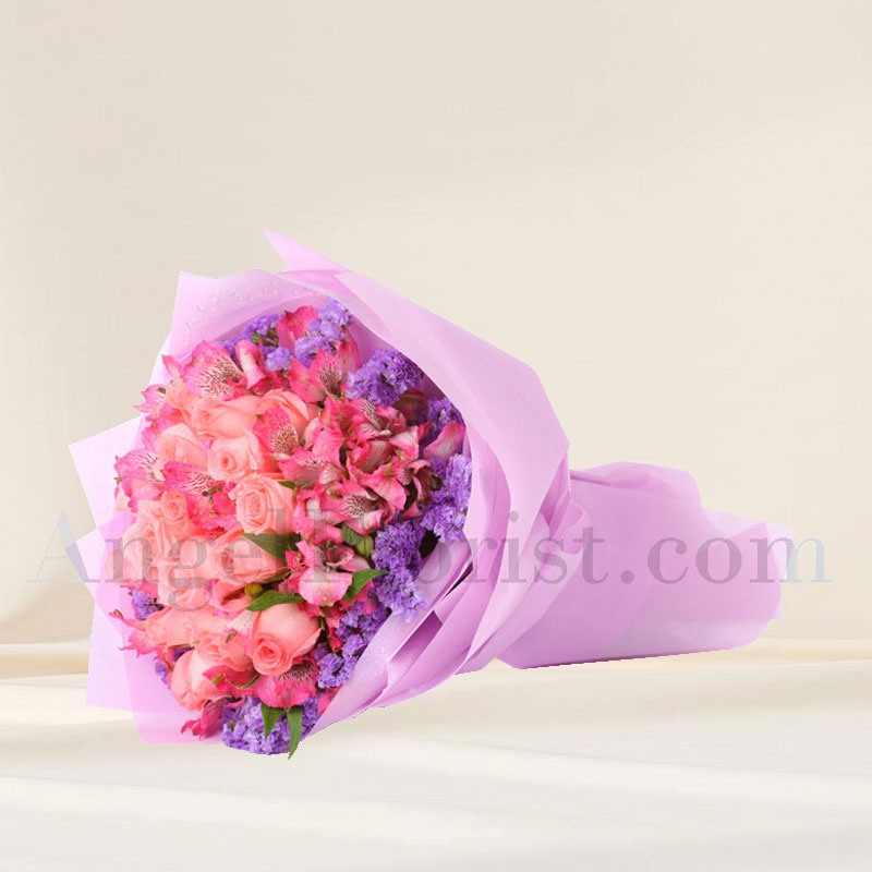 Hand Bouquet: Unrestricted Love