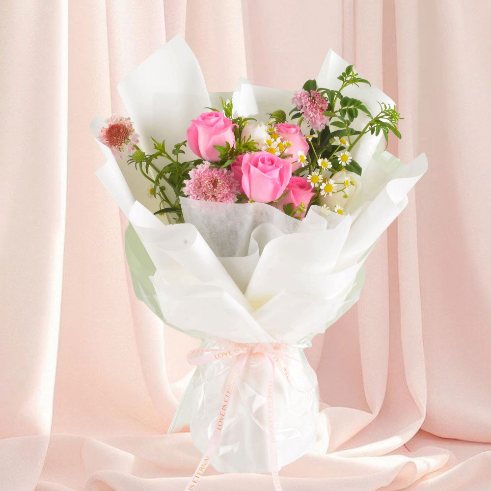 Flower Bouquet: Bloom Charm