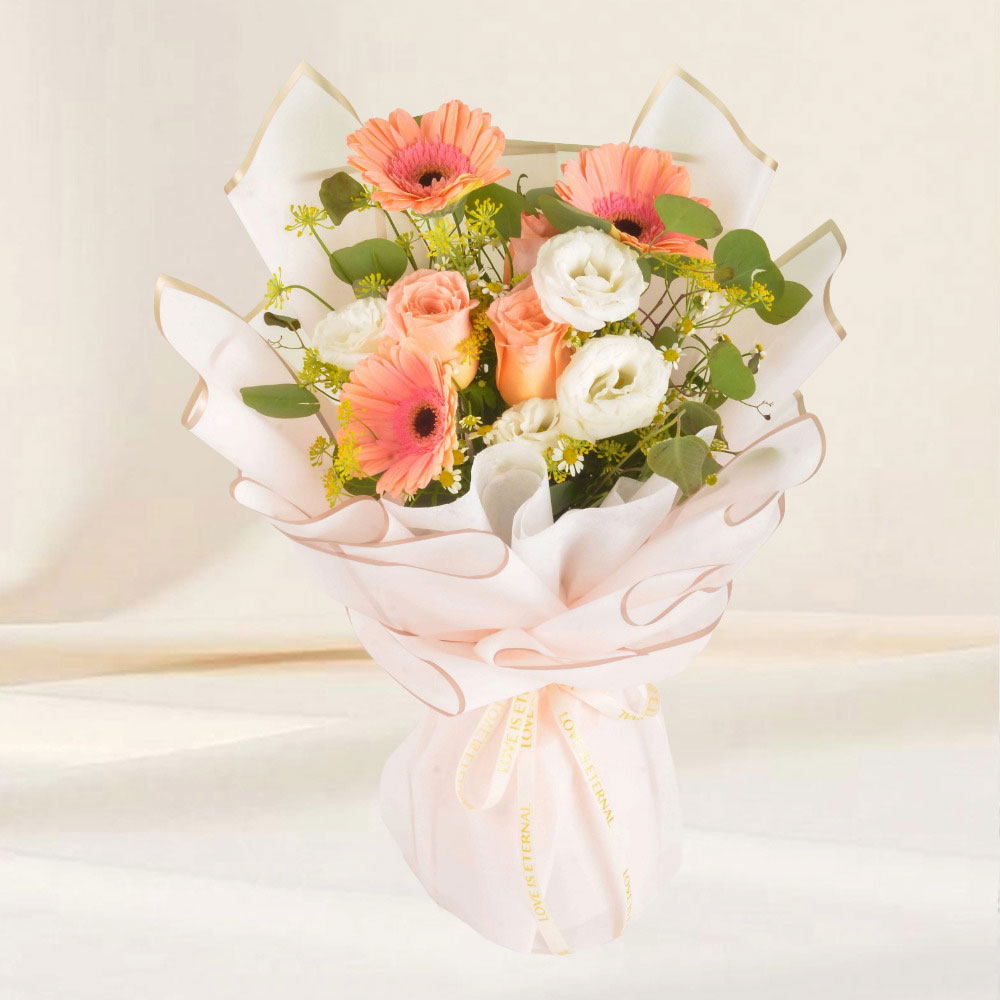 Bouquet: Coral Petals