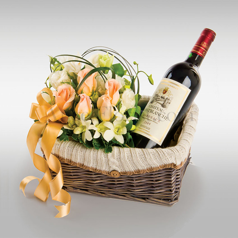 Wine Hamper : Blissful Celebrations